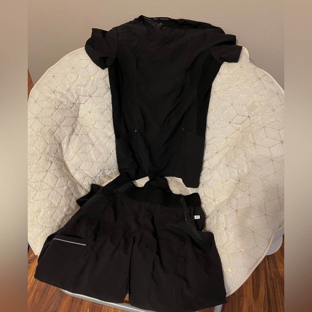 Black Scrub Set